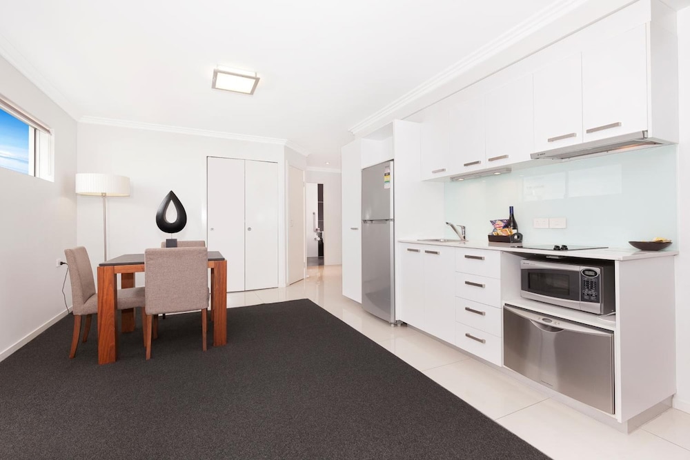 Executive Apartment, 1 Bedroom thumbnail 6
