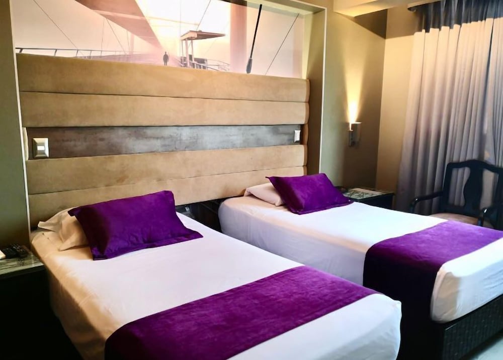 Business Twin Room photo 1