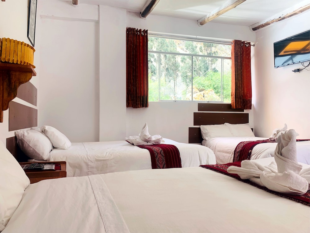 Panoramic Triple Room, Mixed Dorm, Valley View photo 1
