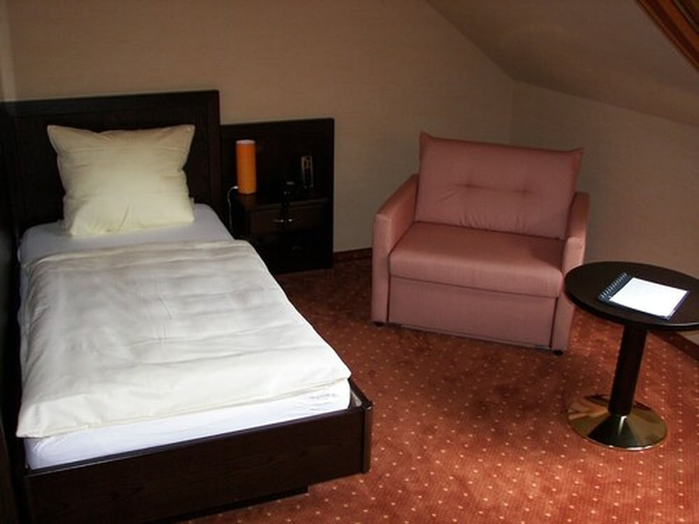 Panoramic Single Room, Balcony, River View