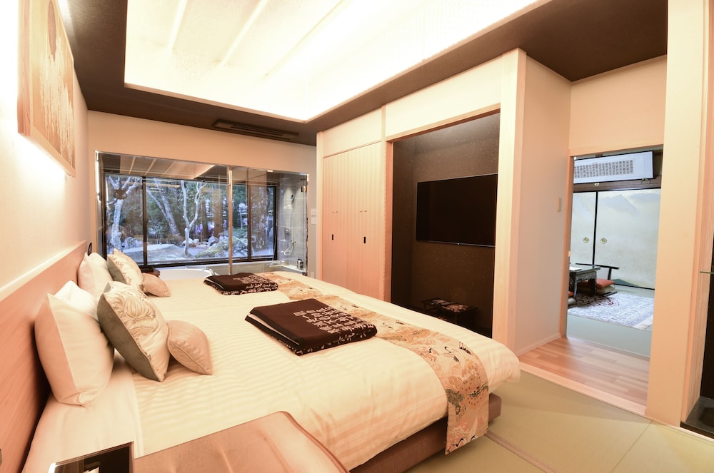 Premium Suite Room (Spring Evening) Non-smoking - Photo 2
