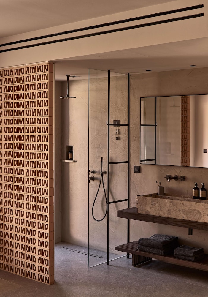 Premium Private Pool Suite - Photo 8