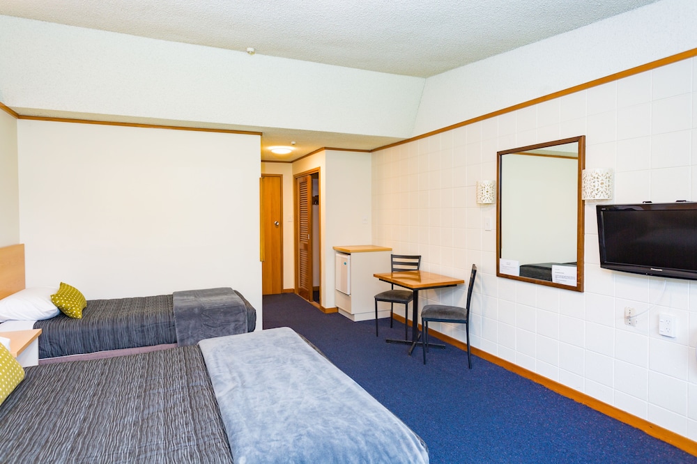 Standard Room (Standard Queen & Single Room) photo 3