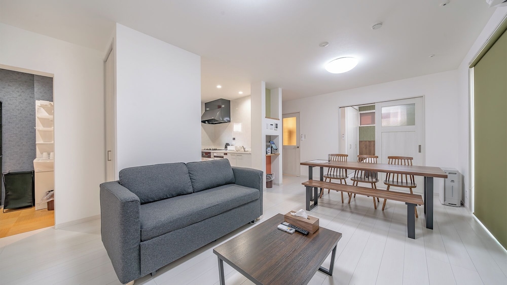 Apartment photo 1