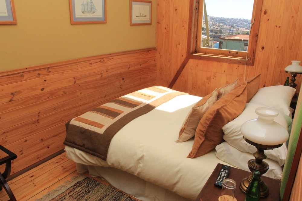 Superior Triple Room, 1 Bedroom, Non Smoking photo 3