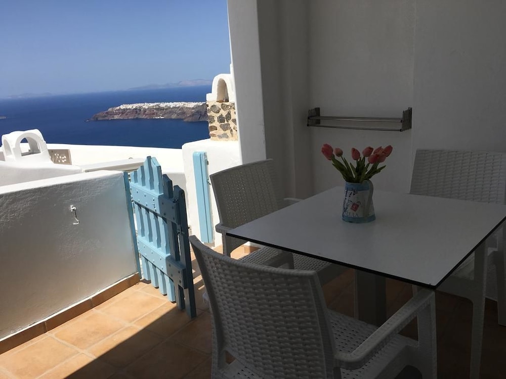 Junior Apartment - Photo 2