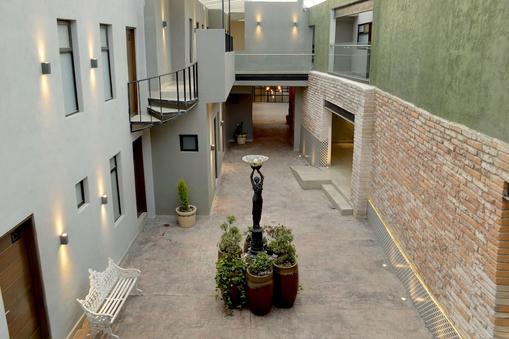 Standard Room - Photo 5