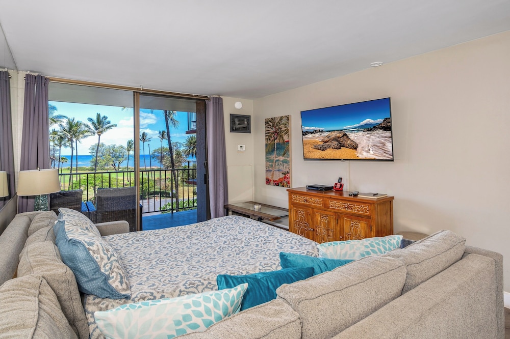 Luxury Condo photo 3