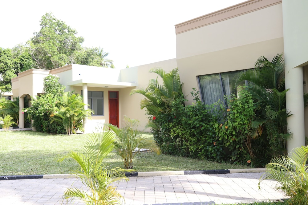 Comfort Villa, 2 Bedrooms, Garden View