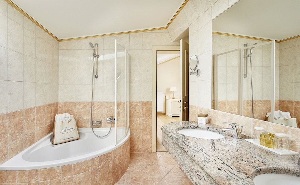 Superior Double Room, Balcony, Lake View - Photo 6