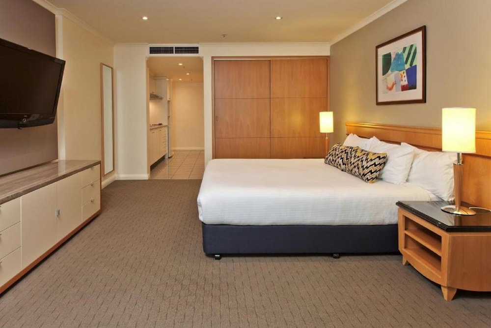 Studio, 1 King Bed