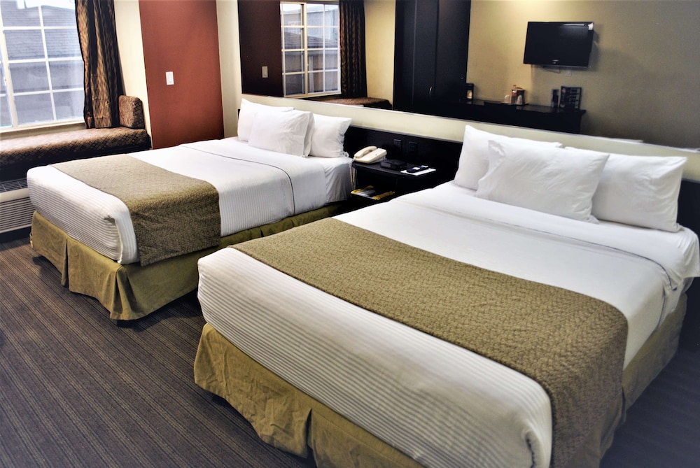 Room, Non Smoking - Photo 1