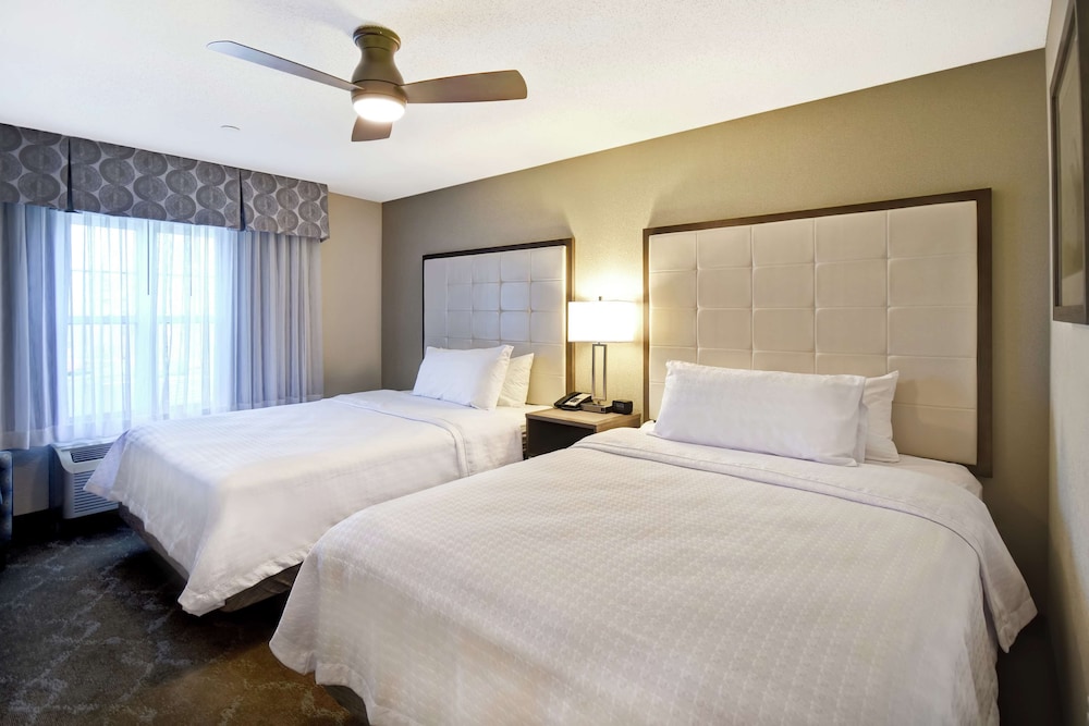 One Bedroom Suite, Two Double Beds, Non-Smoking - Photo 2