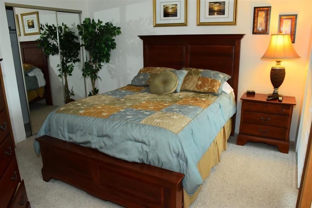 Condo, 3 Bedrooms photo 2