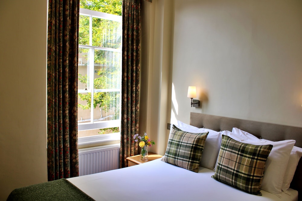 Small Double Room - Photo 1