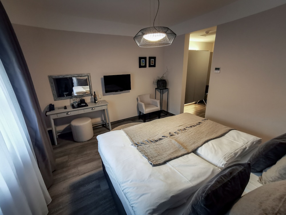 City Double Room photo 3