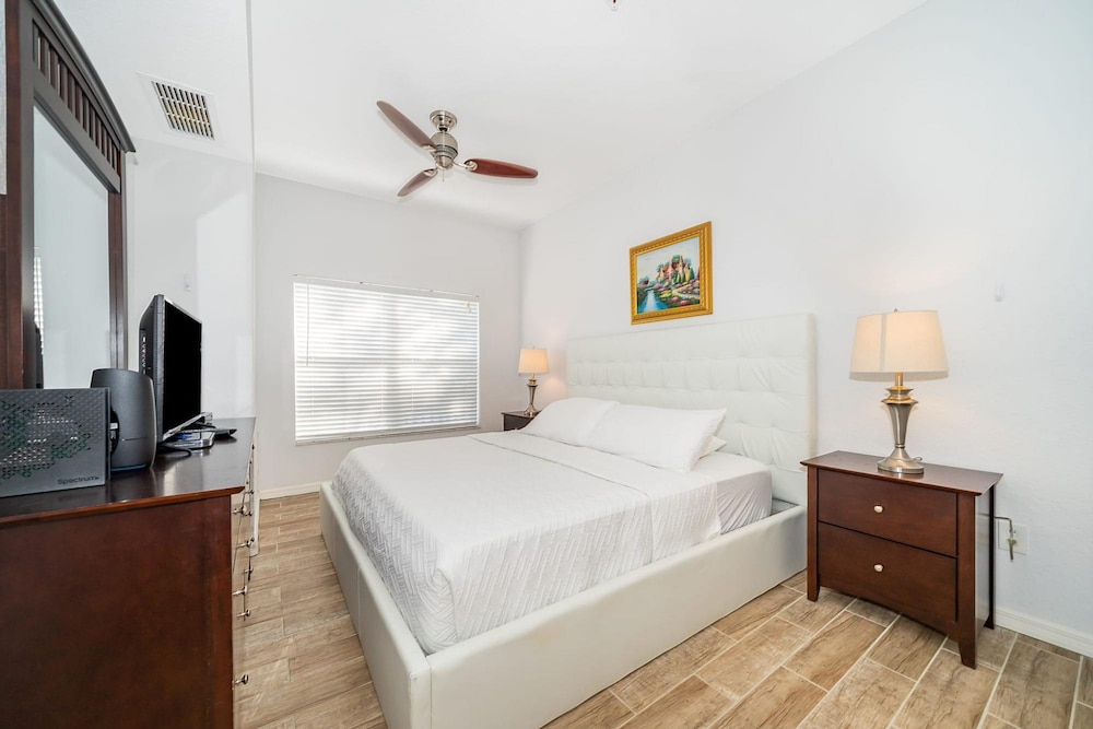 Enchanted Townhome Near Disney Parks 3Br, Photo 17