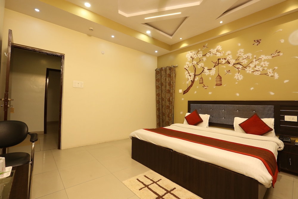 Executive Room photo 2