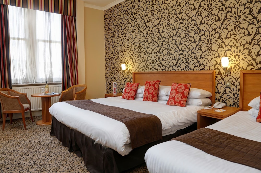 Family Room, Multiple Beds, Non Smoking photo 1