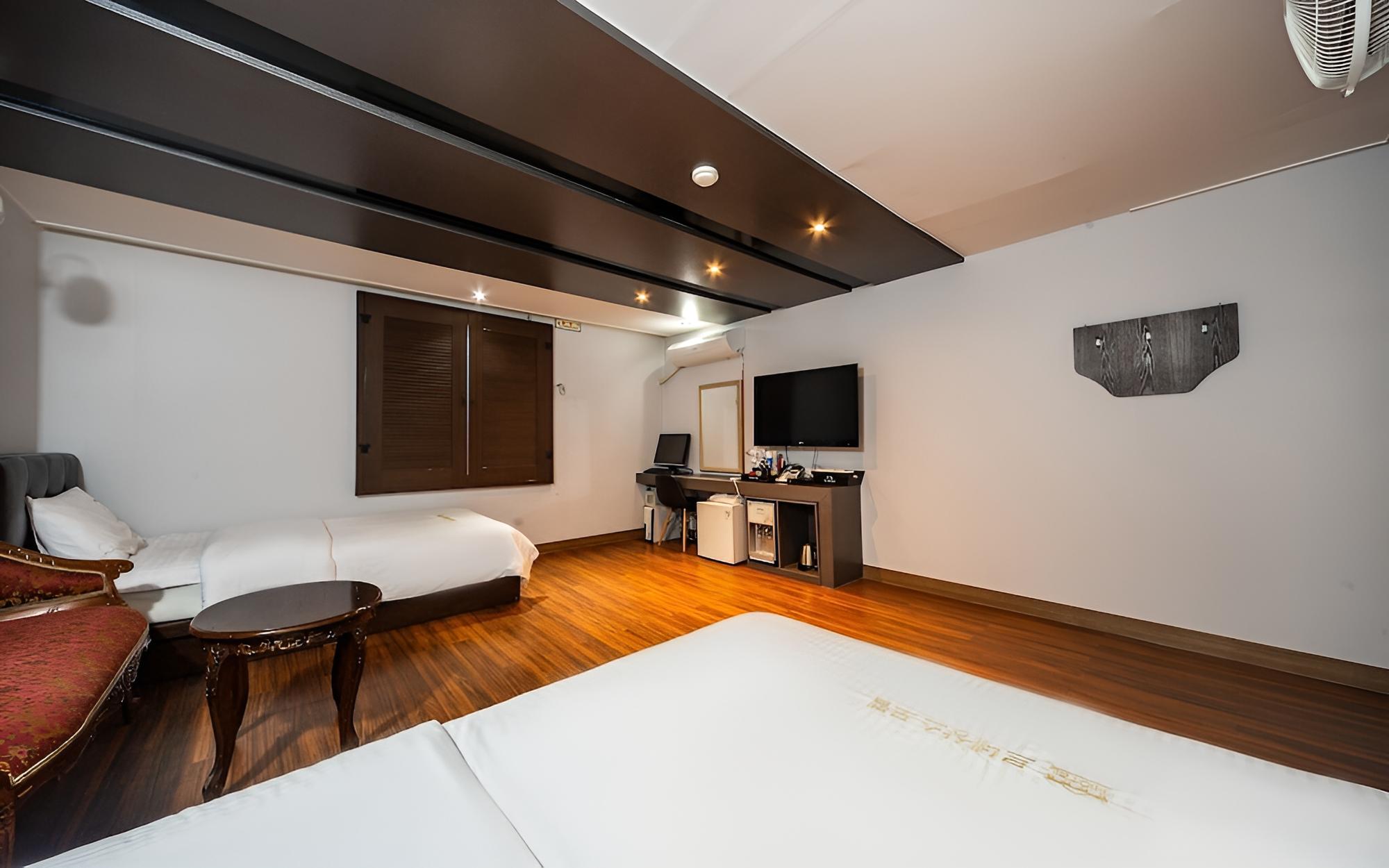 Room (Deluxe Room Twin - Check-in 13:00 / C) - Photo 5