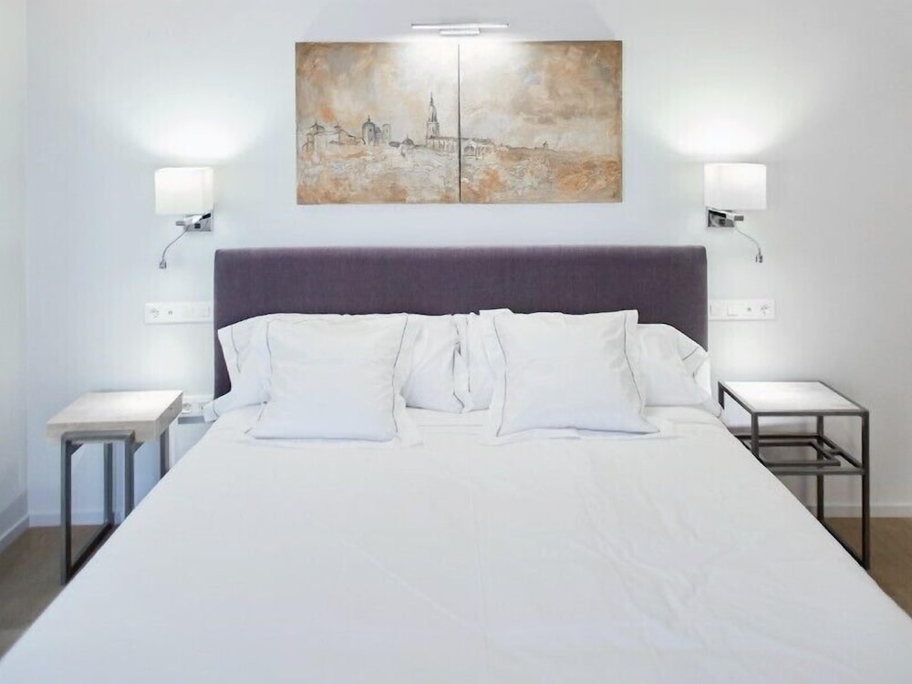 Standard Double Room - Photo 1