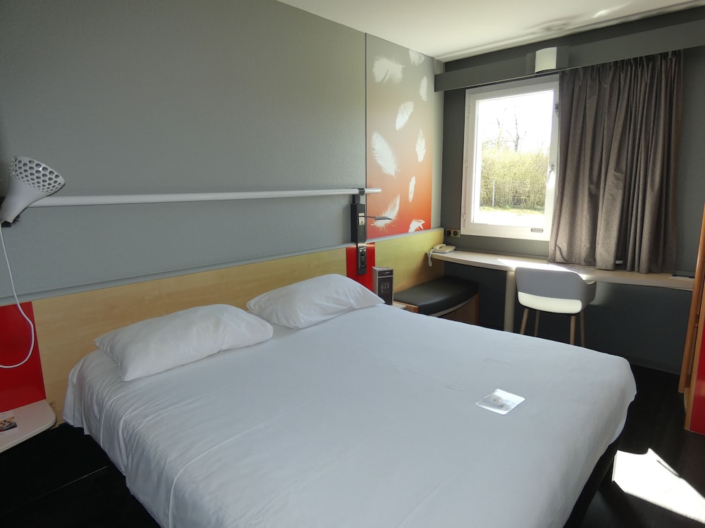 Standard Room, 1 Double Bed - Photo 9