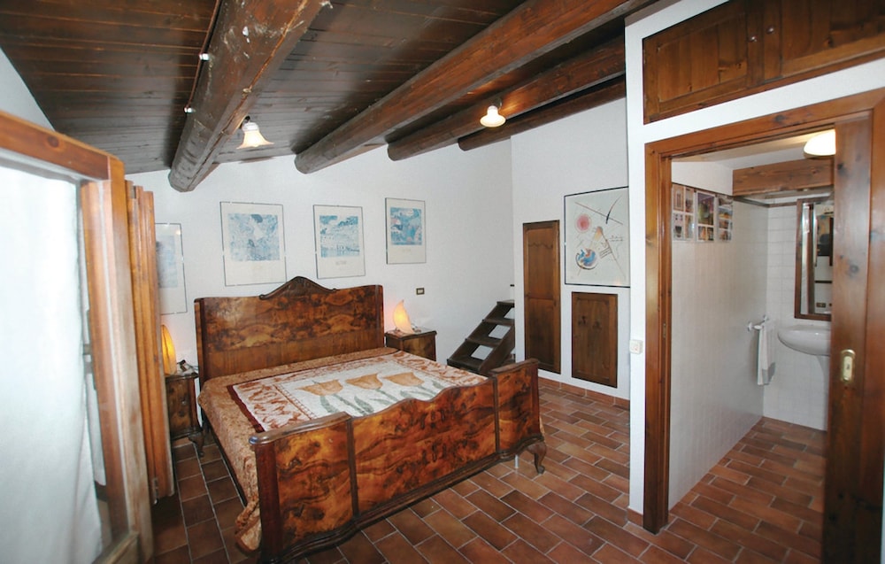Family Quadruple Room, 1 Bedroom, Private Bathroom, Pool View photo 1