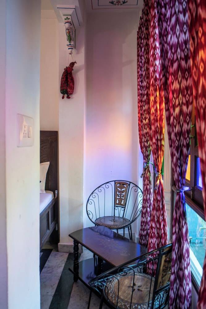 Deluxe Double Room, Lake View - Photo 6