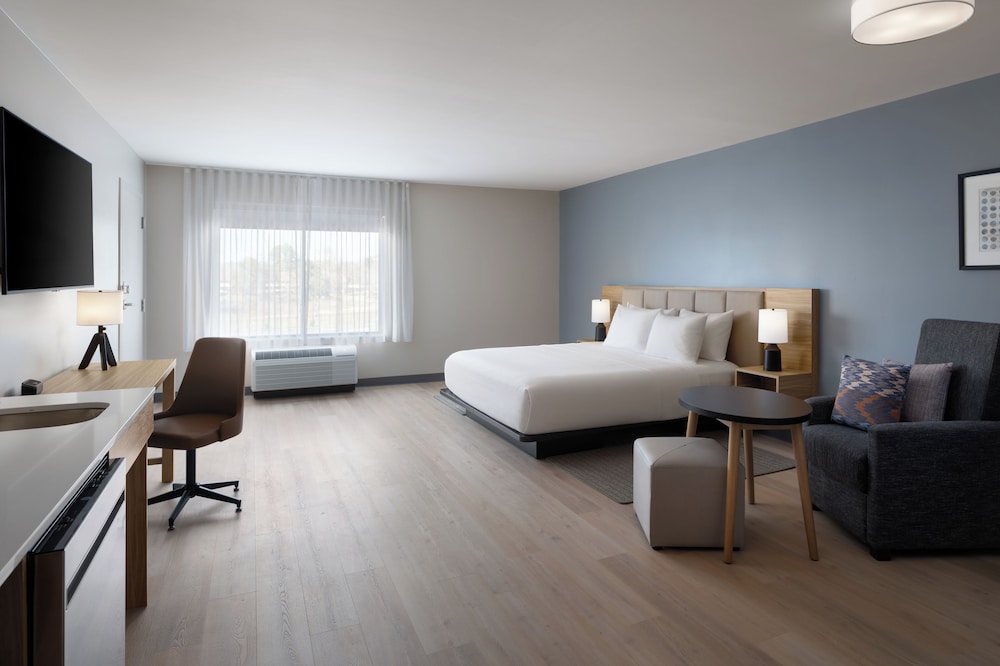 Studio Suite, 1 King Bed with Sofa bed (High Floor)