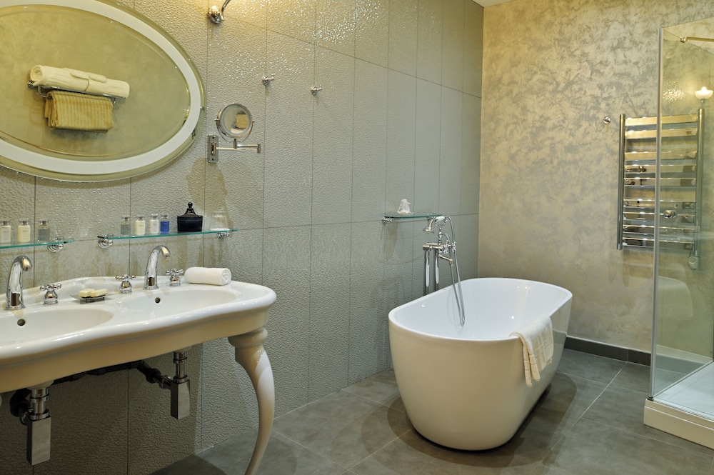 Executive Suite photo 3