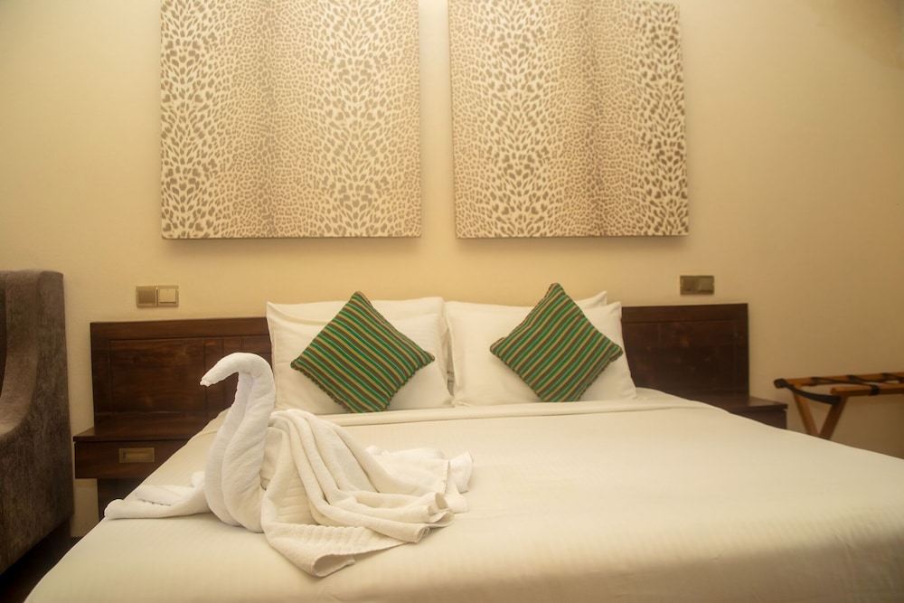 Deluxe Double Room, Beach View photo 1