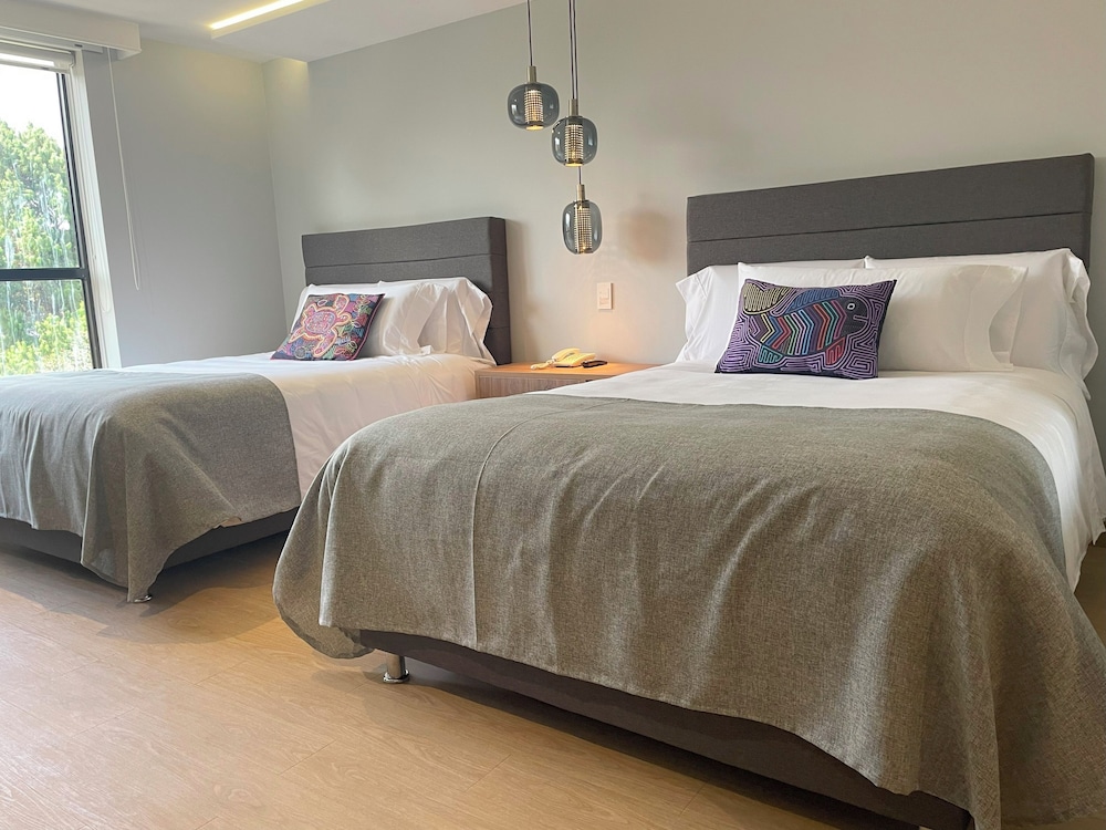 Deluxe Double Room 2 beds - Photo 1