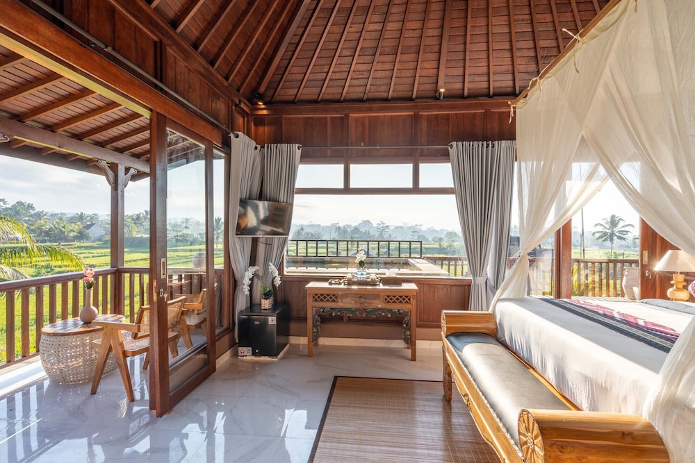 Suite Plunge Pool with Rice Field View - Photo 7