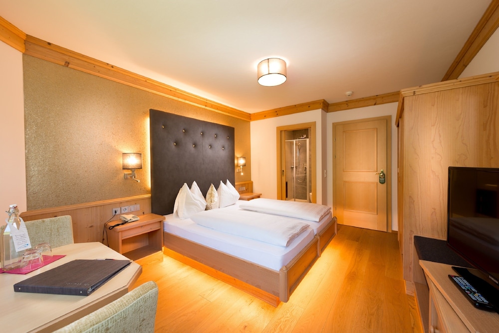 Classic Double Room photo 2