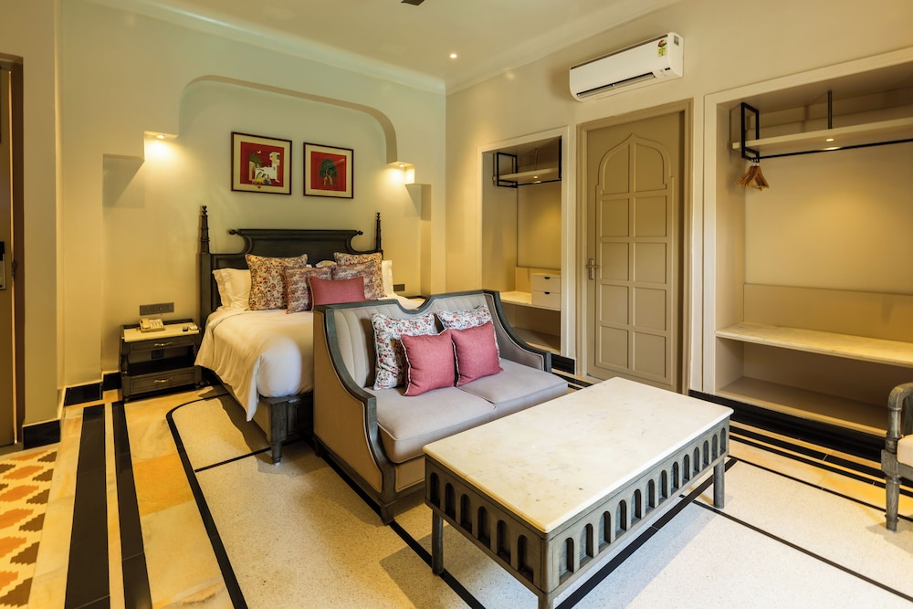 Luxury Suite