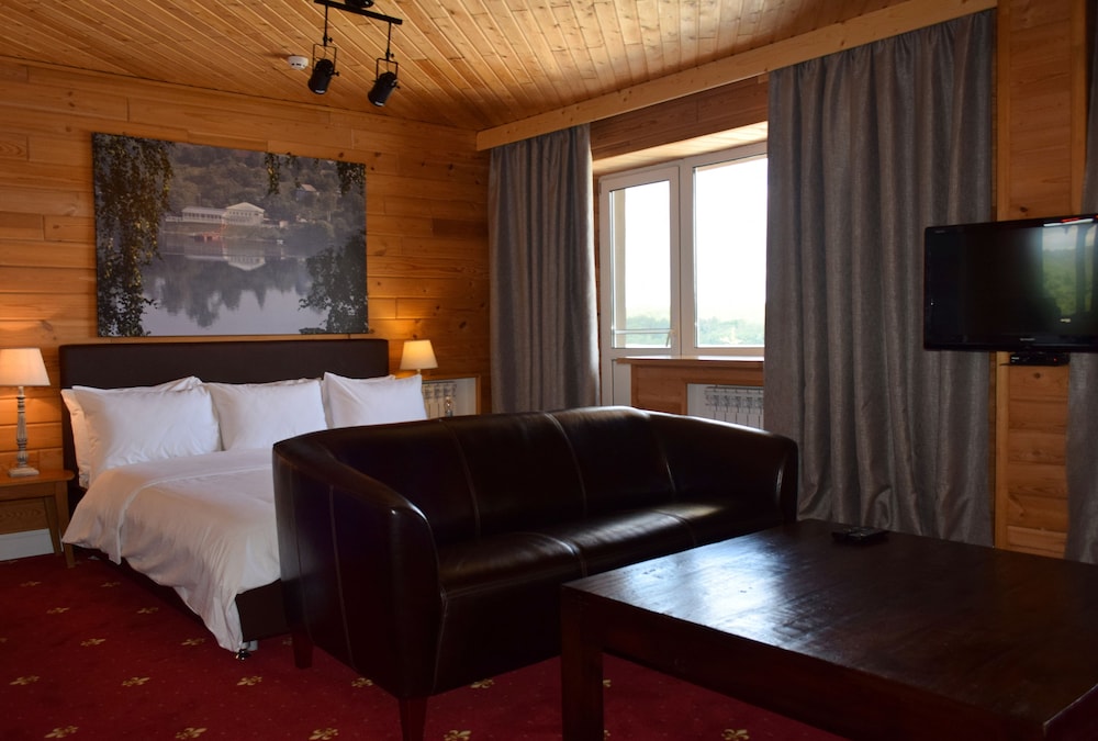 Luxury Suite, 1 King Bed With Sofa Bed, Balcony