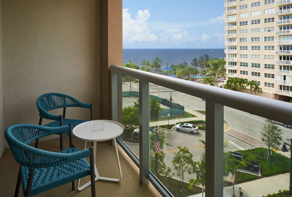 Suite, 1 King Bed, Accessible, Ocean View - Photo 9