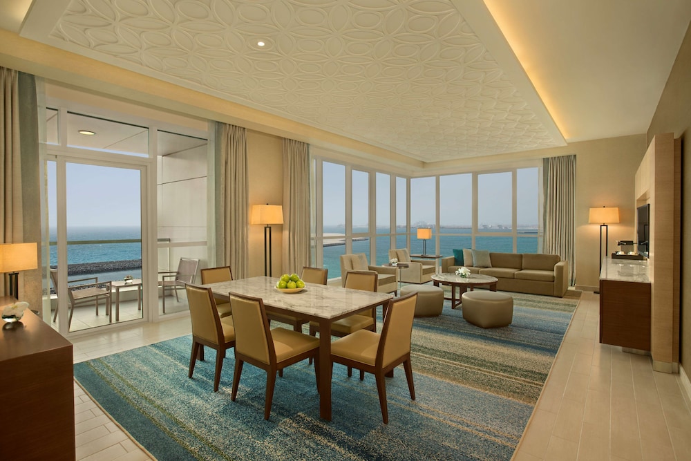 3 Bedroom Suite with Kitchen - Panoramic Sea View