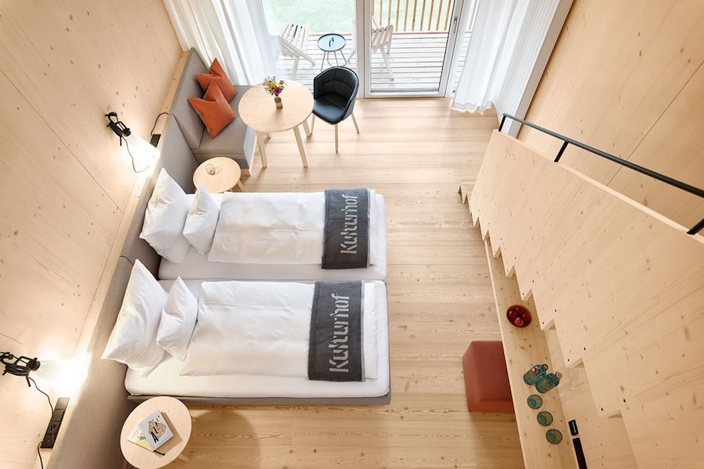 Gallery Quadruple Room