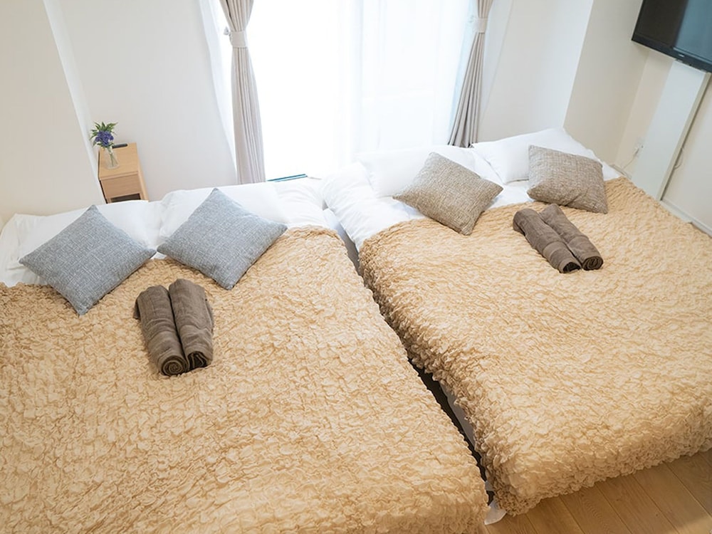 Quadruple Room with Balcony photo 2