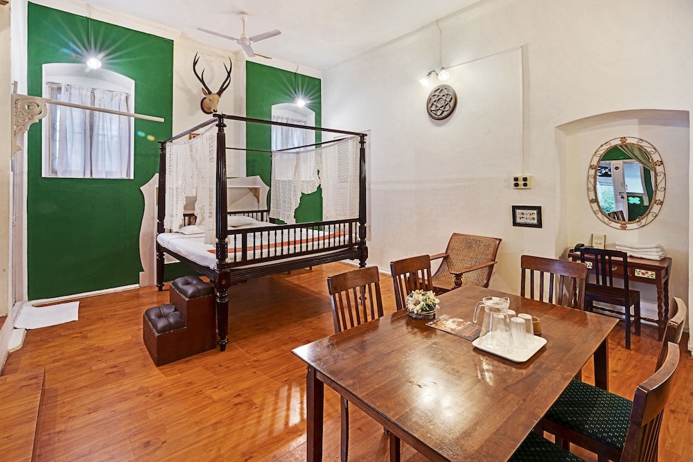 Cantonment Suite photo 1