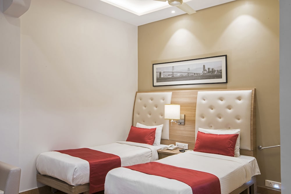 Premier Double or Twin Room photo 3