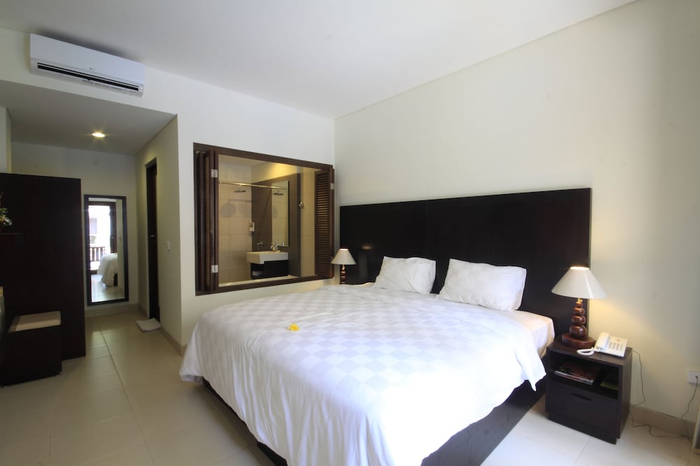 Deluxe Double Room, Pool View