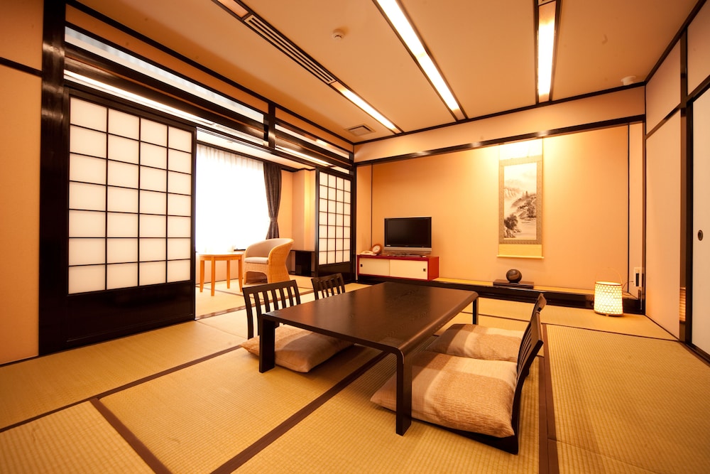 Basic Quadruple Room