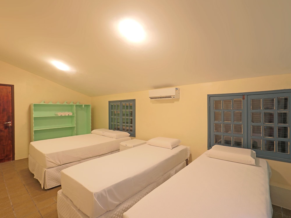 Standard Triple Room photo 2