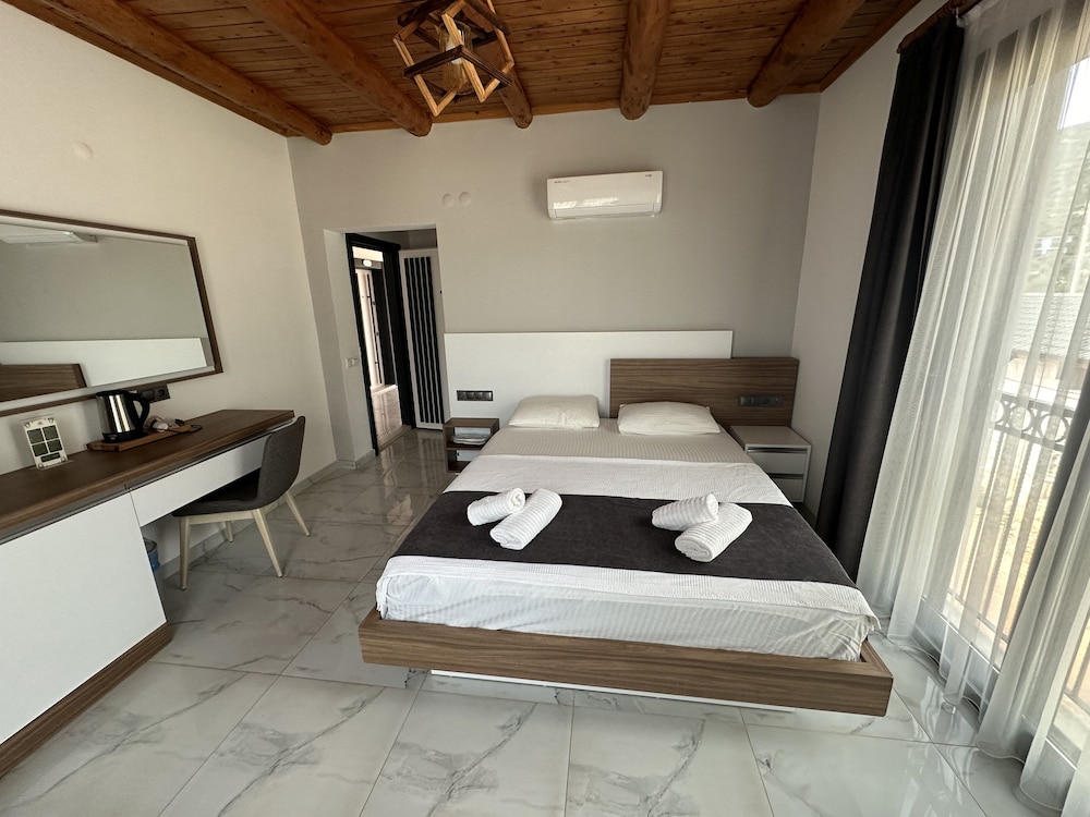 Standard Room photo 1