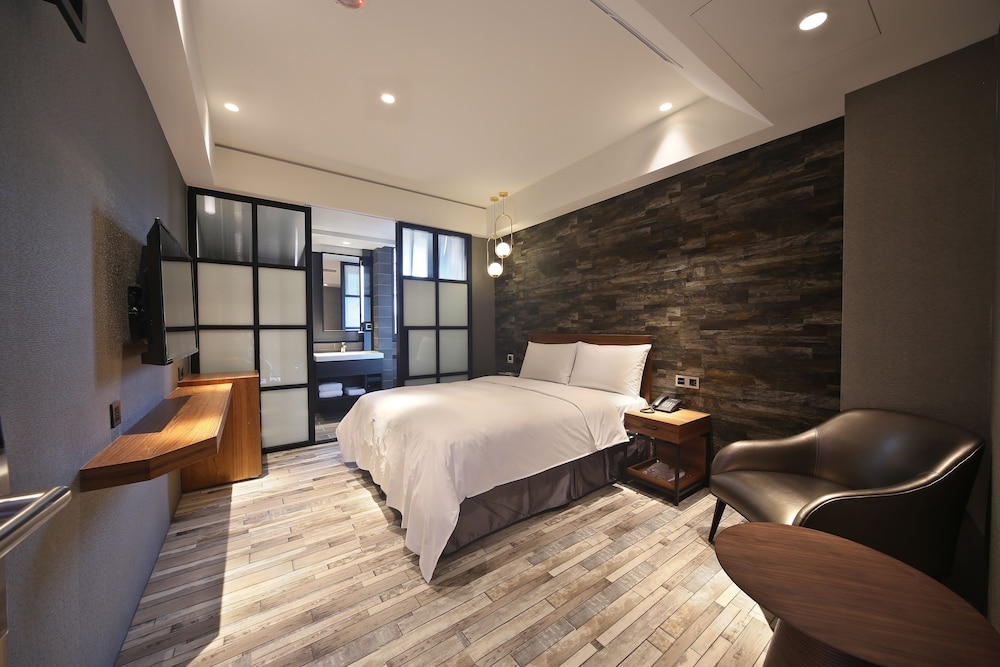 Classic Double Room - Photo 5