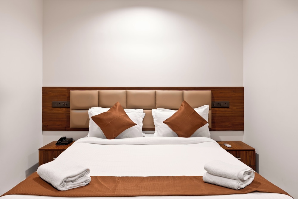Executive Room - Photo 2