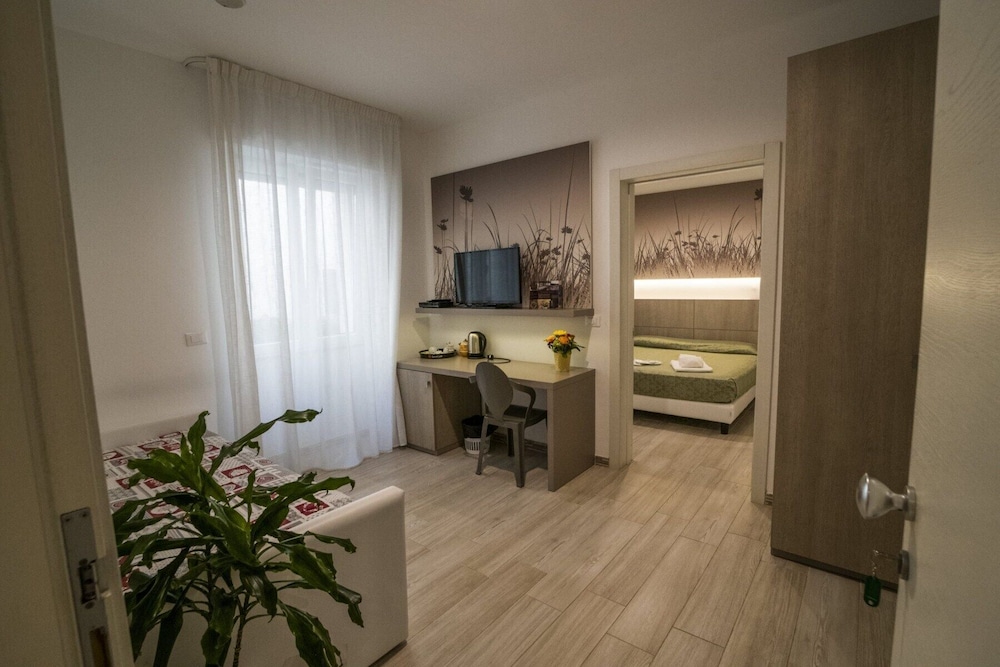 Family Suite, 2 Bedrooms photo 3