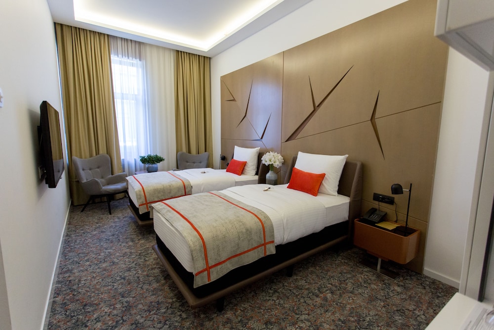 Superior Twin Room - Photo 2